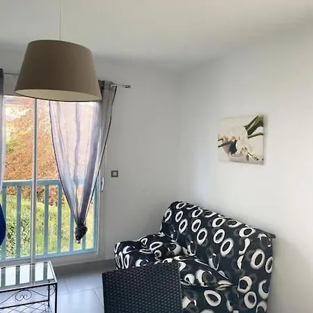 Apartmán Anis- T2 Lumineux, Tres Bien Equipe, Proche Centre-ville *